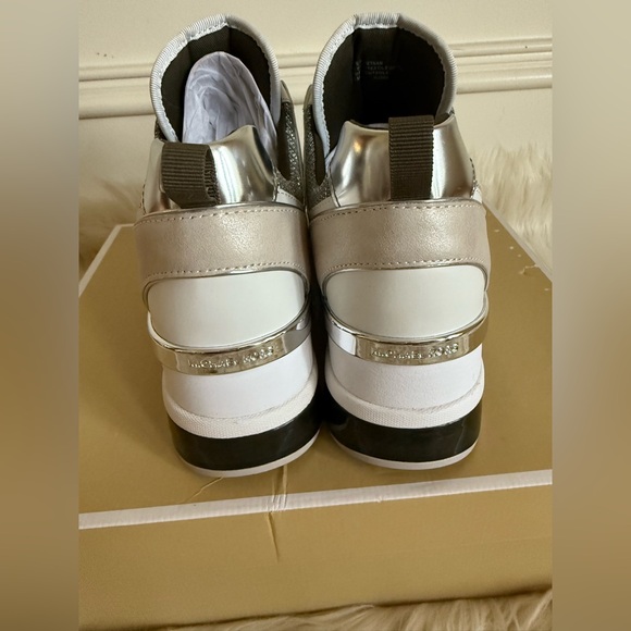 Michael Kors Georgie Extreme Glitter Chain-Mesh And Leather Trainer Sz 8.5 - Picture 8 of 17